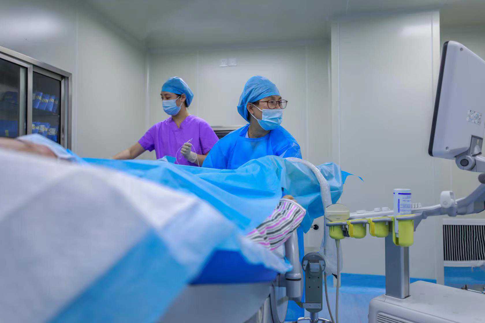 香港验血女孩引产男孩女孩,半天时间完成腔镜手术，&quot;无缝衔接&quot;试管婴
